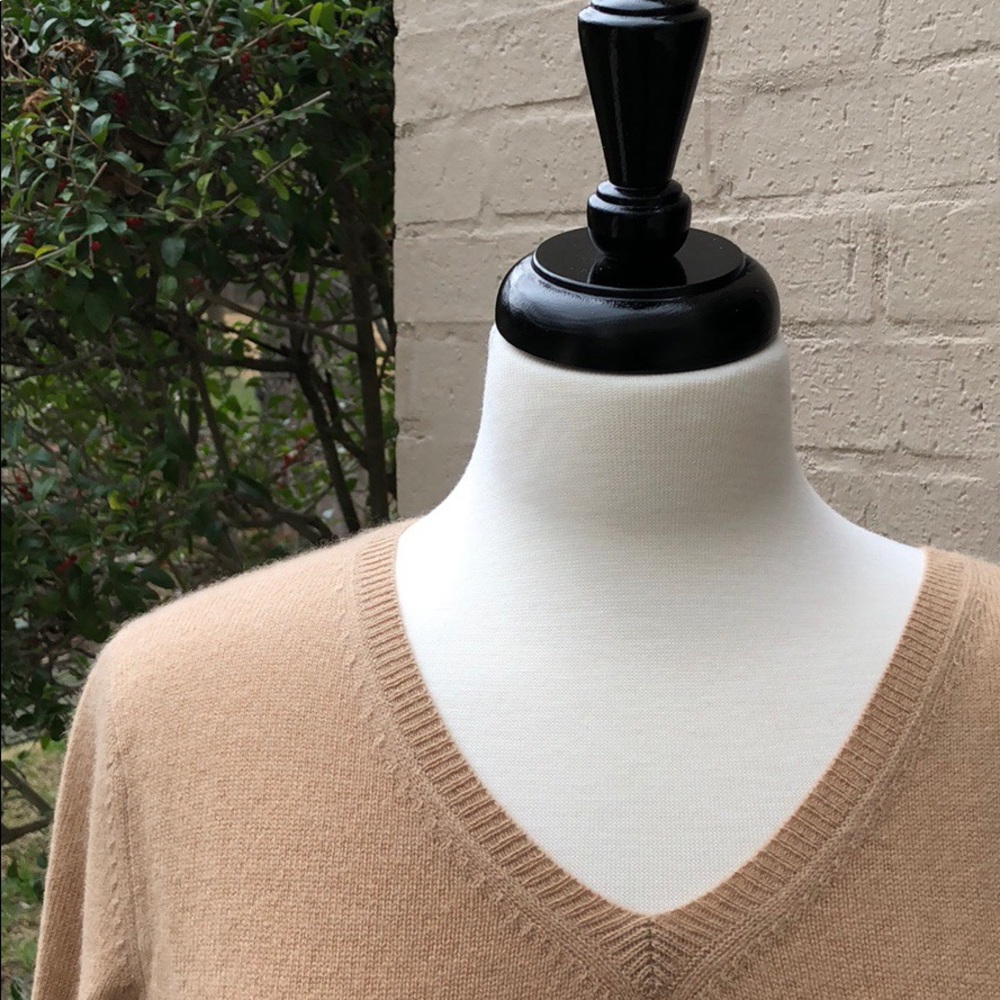 ⭐️🆕[Charter Club] 💯%Cashmere Camel Sweater